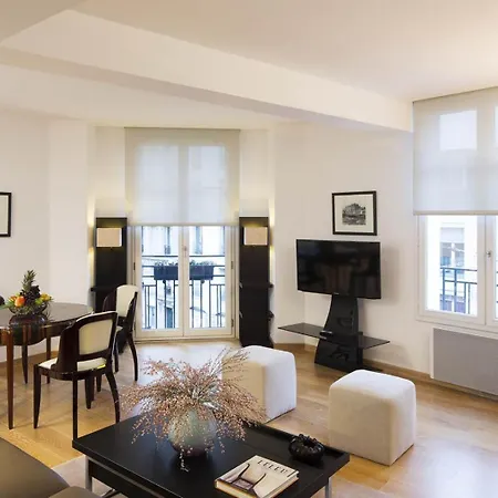 Apartment Montmartre Paris