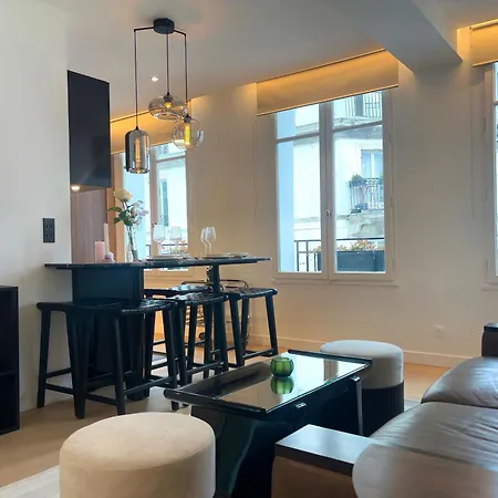 Montmartre Apartment *