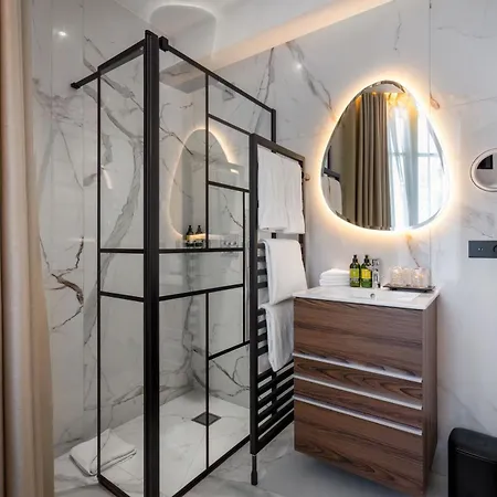 Montmartre Apartment