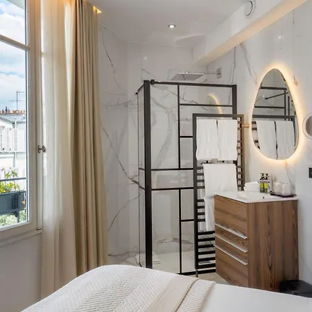 Montmartre Apartment *